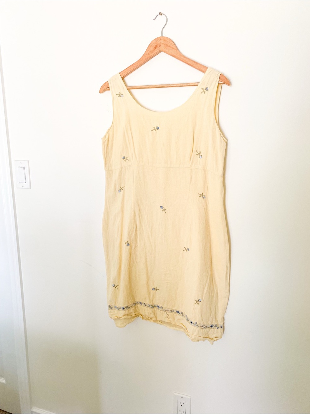 Vintage | 100% Cotton Embroidered Mini Dress | Cottagecore Floral Sundress - Picture 2 of 9